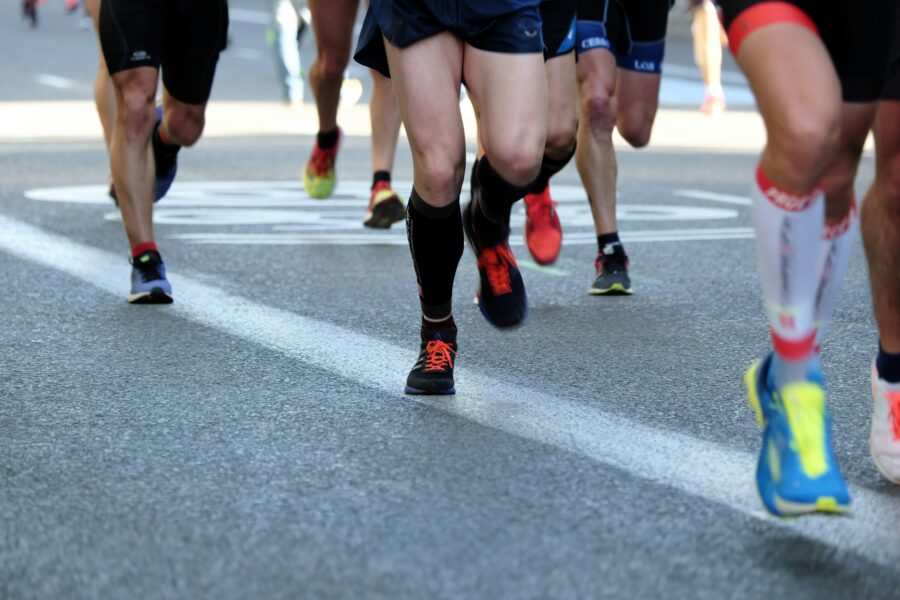 multiple people running