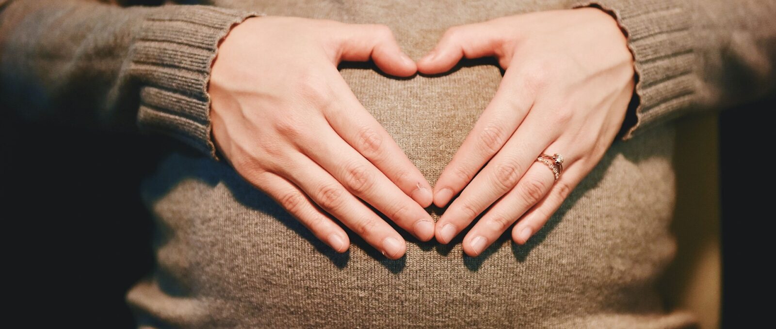 Pregnant women's belly